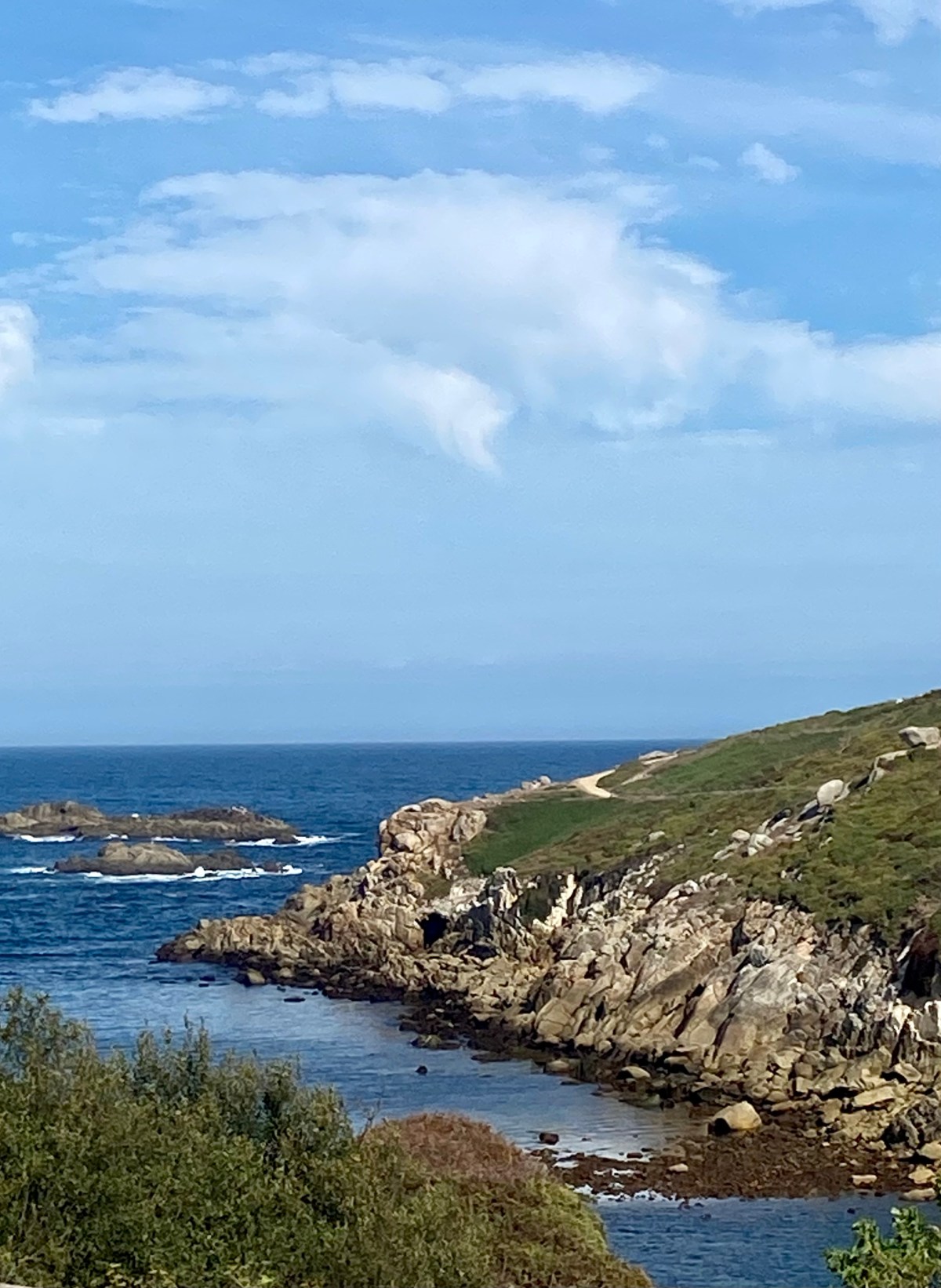 Sailing along the coast of&nbsp;Galician
